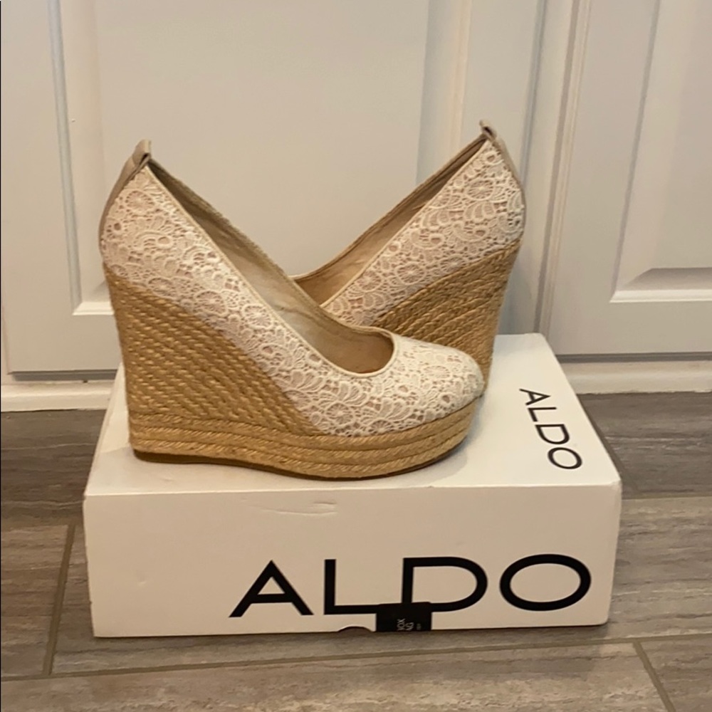 Aldo White Lace Wedges